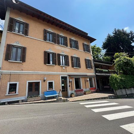 La Locanda Dell'Oreste Dizzasco 외부 사진